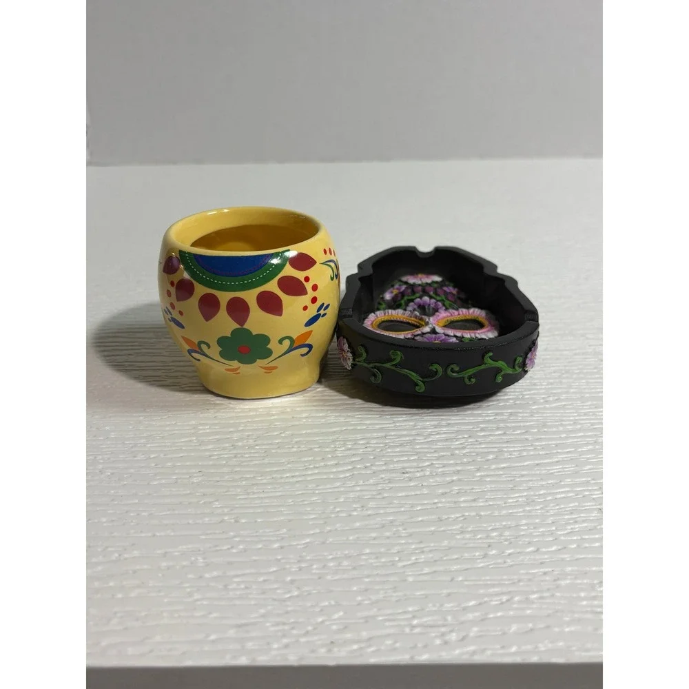 Day of the Dead Calavera and Ashtray Set Yellow Black Floral Calavera S0132